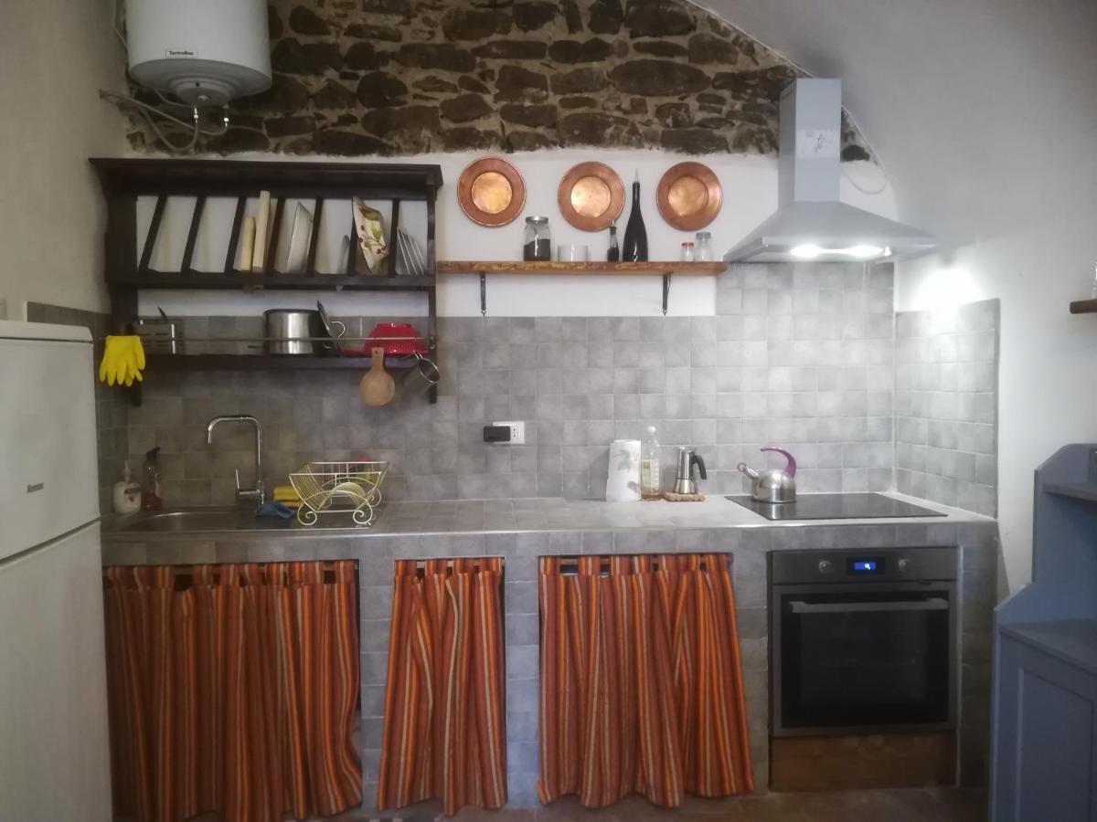 Casa Del Vicolo Verde Pontremoli Buitenkant foto